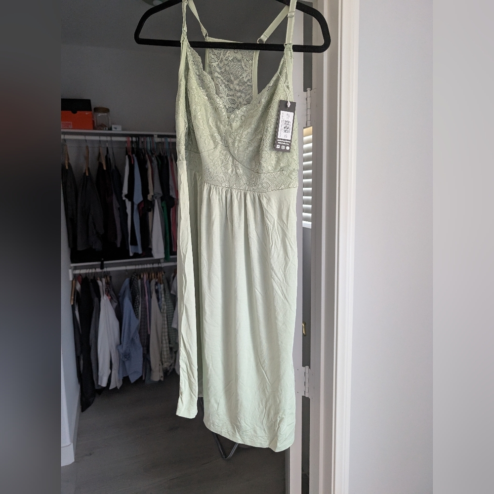 Kindred Bravely Lucille Soft Lace Nursing Nightgown Size Medium